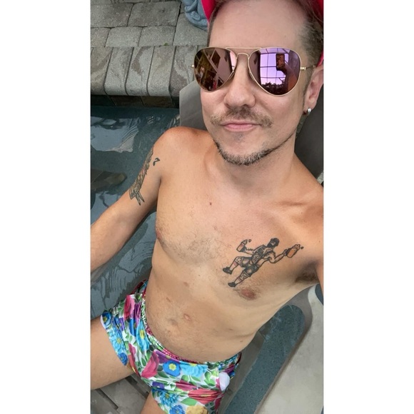 Meet your Posher, Toby - Picture 3 of 7